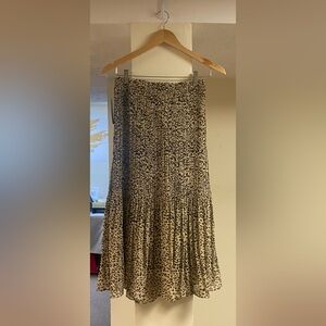 Pleated leopard skirt